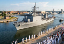 Το αμερικανικό πλοίο αποβάσεων USS Tortuga, χρειάστηκε μόνο 10 χρόνια επισκευές!
